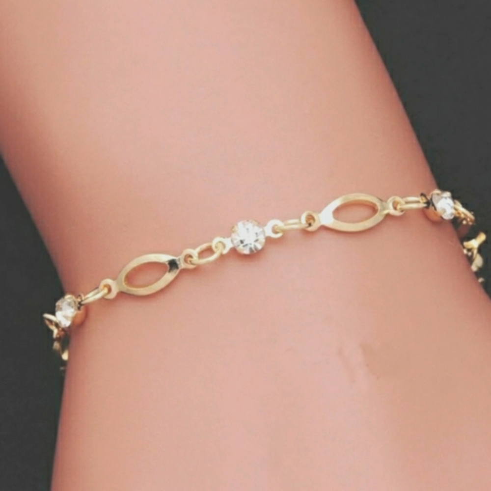 NEW Gold Bracelet With Rhinestones